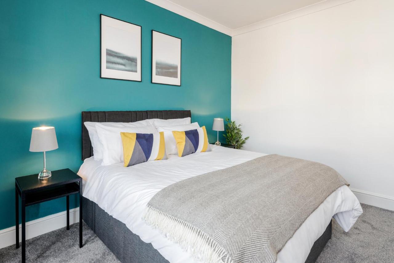 Business & Leisure 2 Bedroom & Parking By Damask Homes Ilford Exterior photo
